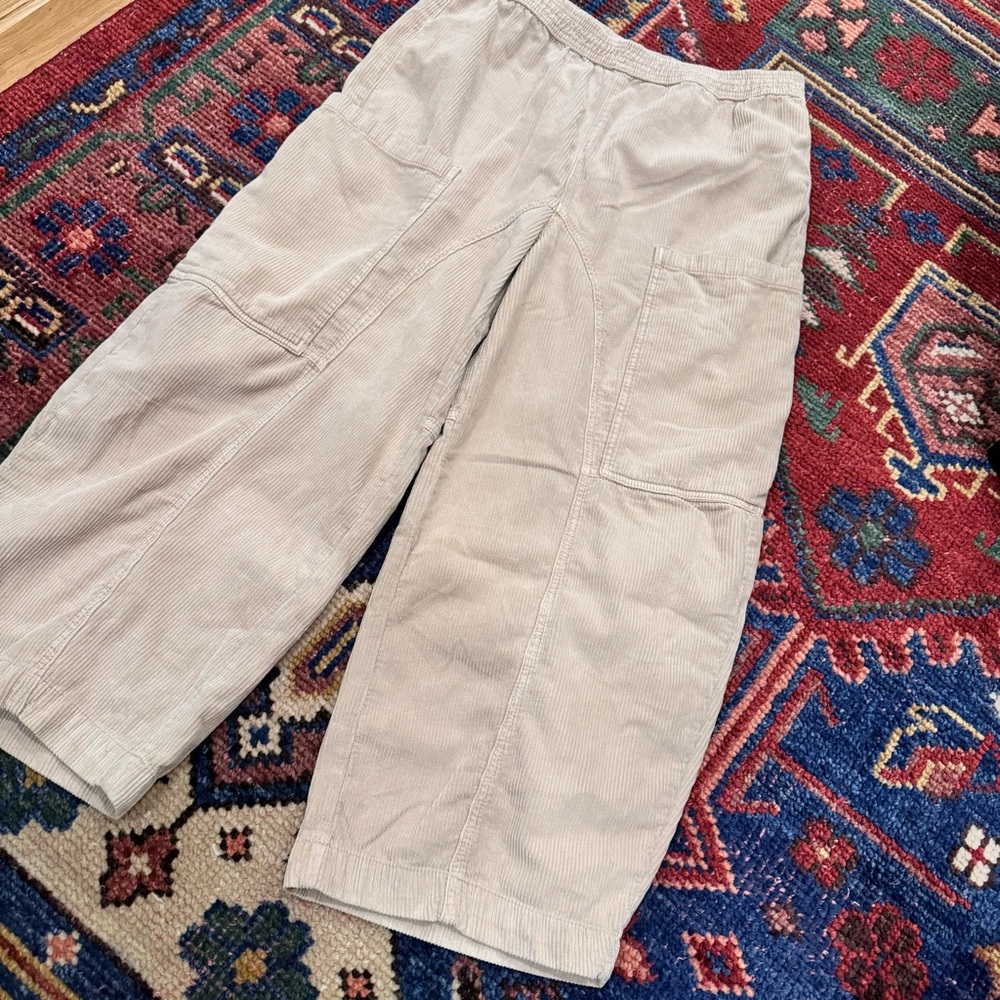 BDG Urban Outfitters Wide Corduroys  Wide Leg  Women pants Size XL